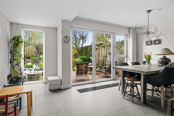 Foto 8 van Mahlerstraat 1