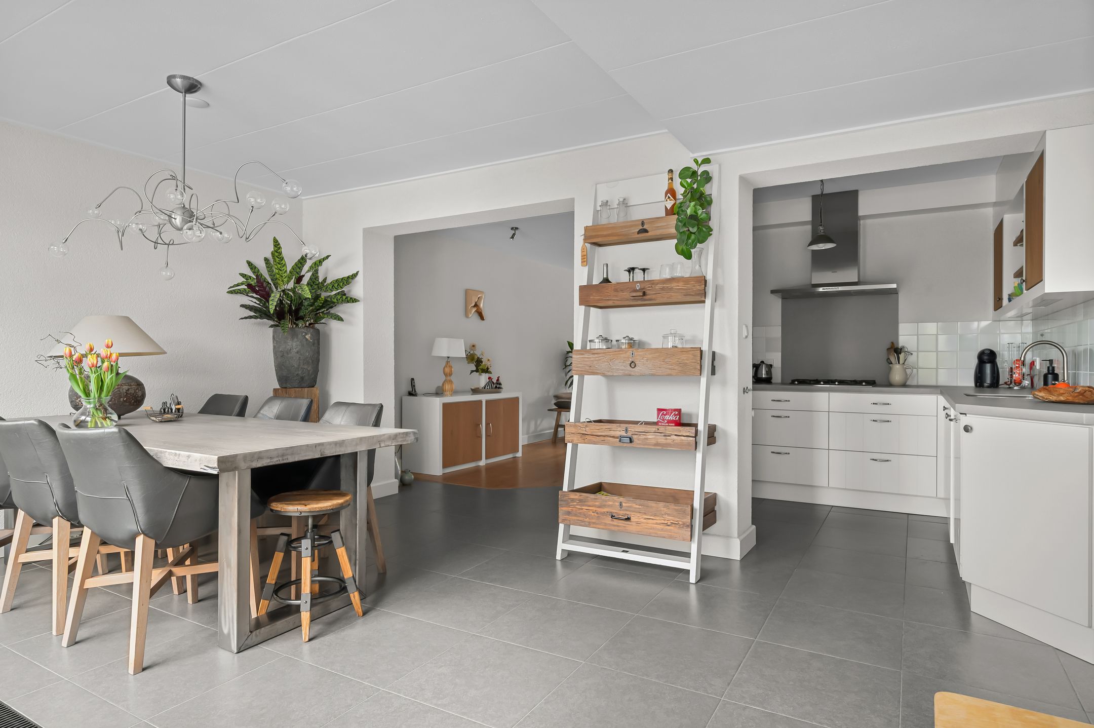 Photo 9 of Mahlerstraat 1