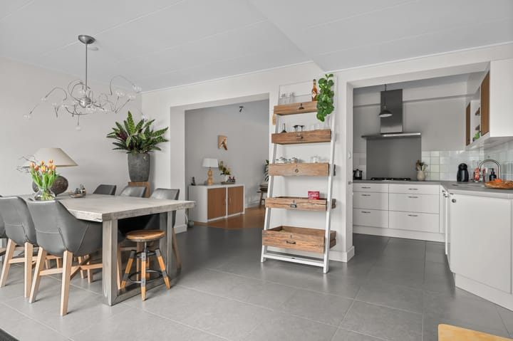 Foto 9 van Mahlerstraat 1