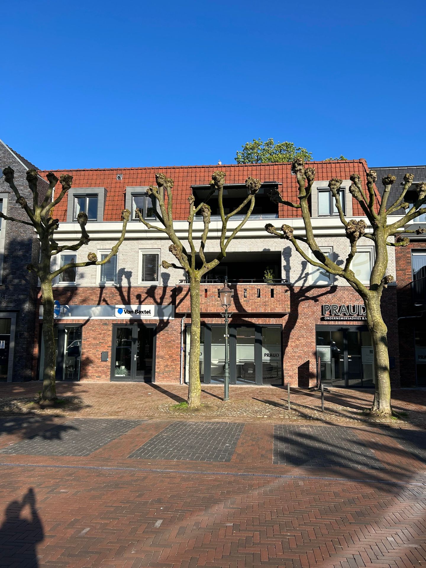 View photo 4 of Markt 14