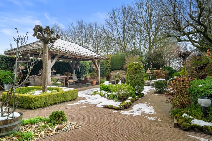 Foto 29 van Mahlerstraat 1