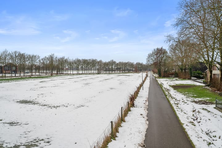 Foto 37 van Mahlerstraat 1