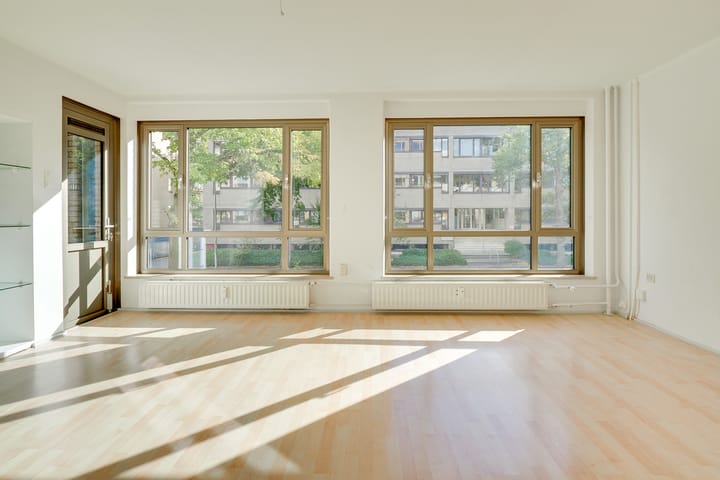 Photo 2 of Adriaen van Ostadelaan 165