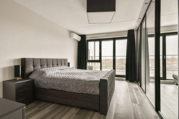 Photo 33 of Wilhelminastraat 83