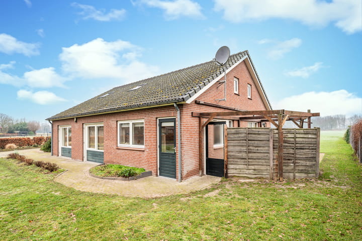 Foto 9 van Opstal 6-A