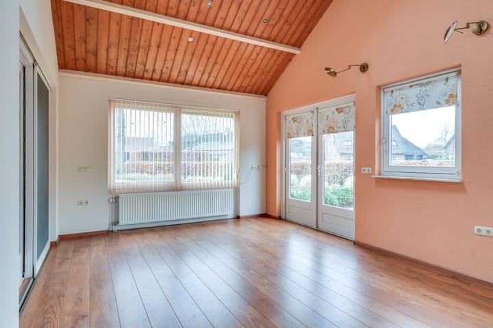 Foto 16 van Opstal 6-A