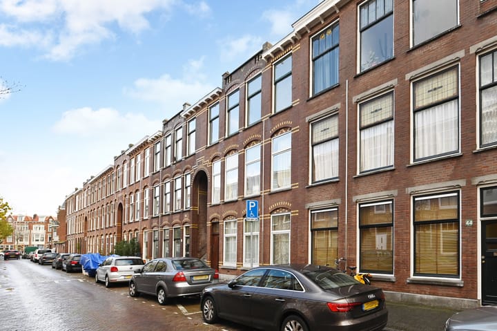 Halleystraat 38