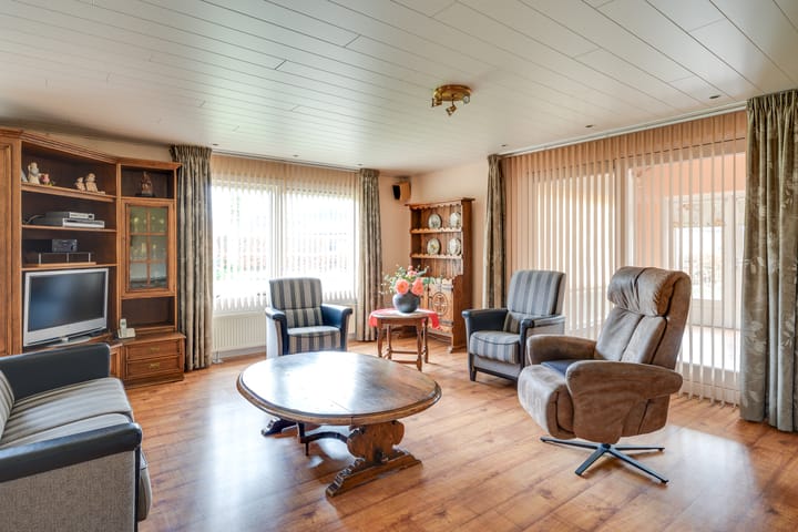 Foto 21 van Opstal 6-A