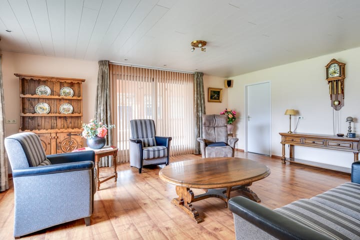 Foto 22 van Opstal 6-A