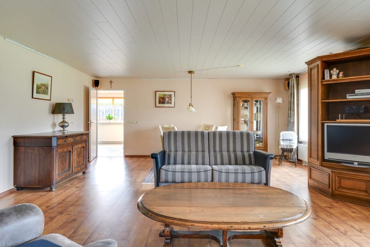 Foto 25 van Opstal 6-A