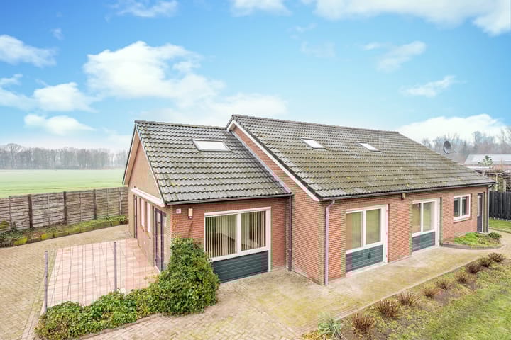 Foto 42 van Opstal 6-A