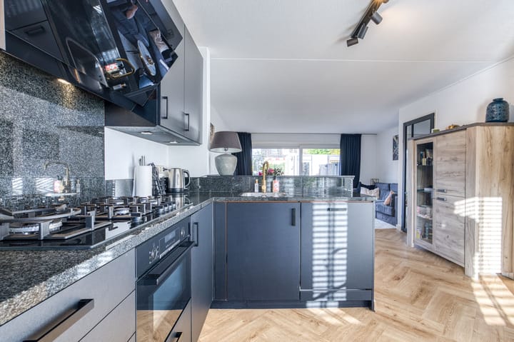 Foto 7 van Cees Buddingh'hof 117