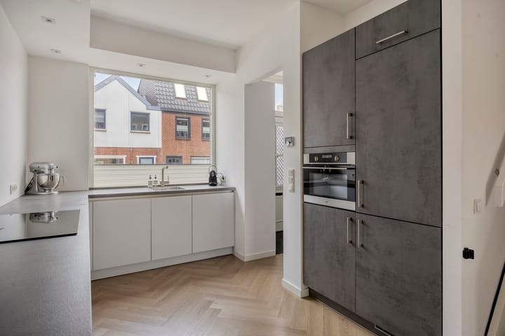 Foto 15 van Bisschopsweg 117