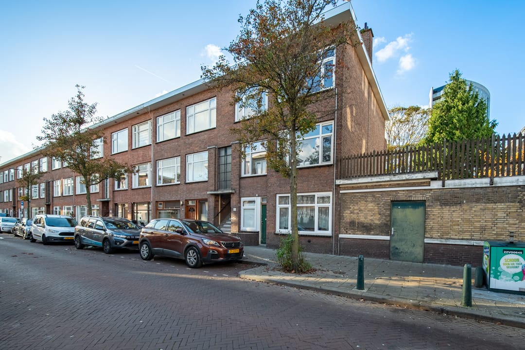 Photo 2 of Hadewichstraat 7