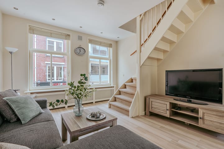 Photo 2 of Lange Leidsedwarsstraat 136-1