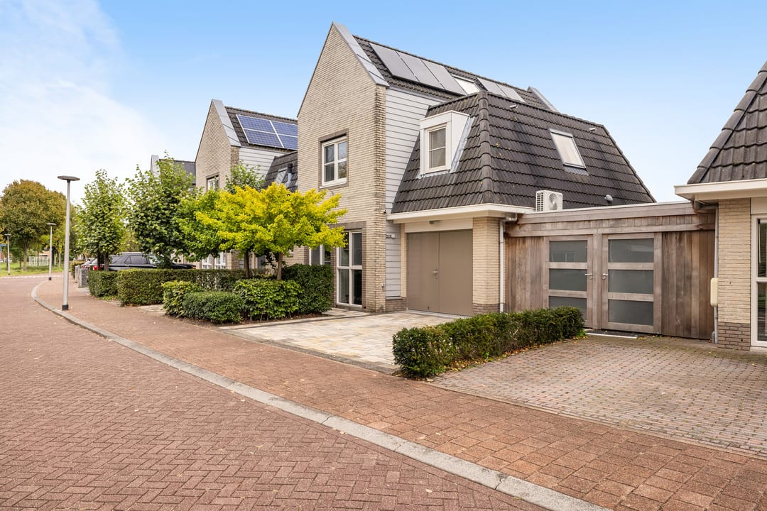 Foto 47 van Hooftlaantje 106