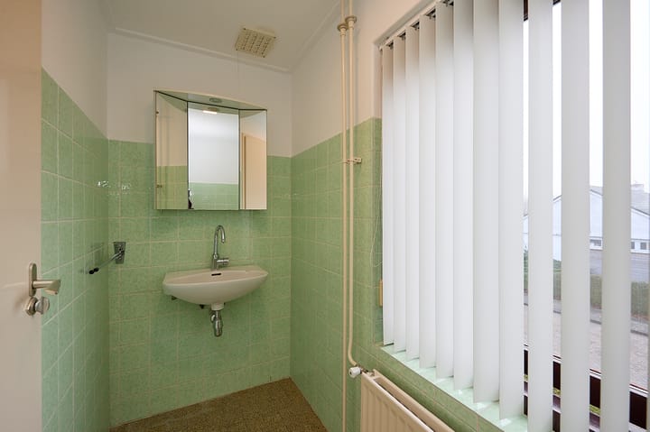 Foto 11 van van Middelhovenstraat 67