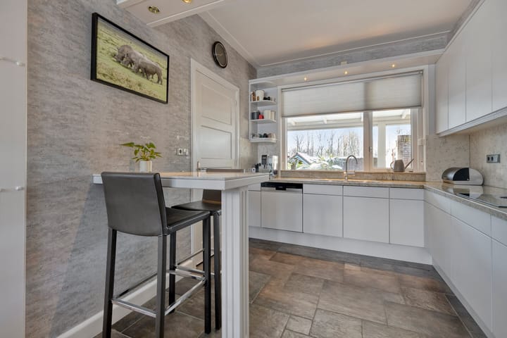 Foto 25 van Raadhuisstraat 12