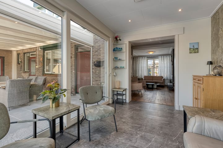 Foto 22 van Raadhuisstraat 12