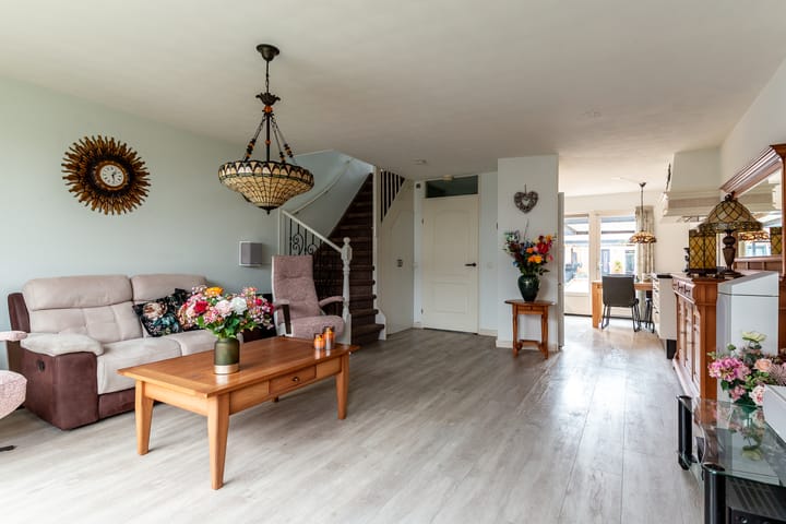 Foto 10 van Woestduijnstraat 25