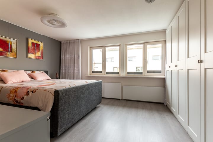 Foto 18 van Woestduijnstraat 25