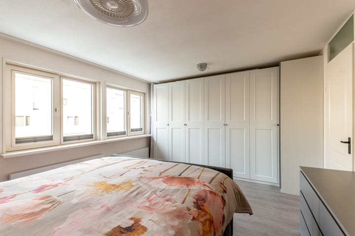 Foto 19 van Woestduijnstraat 25