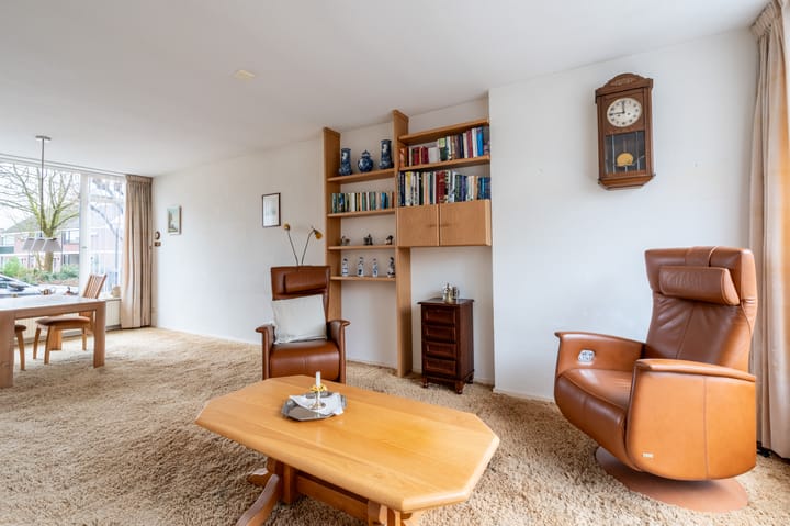 Foto 6 van Van Goghstraat 10