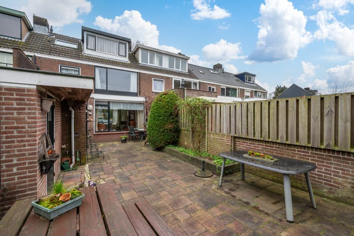 Foto 21 van Van Goghstraat 10