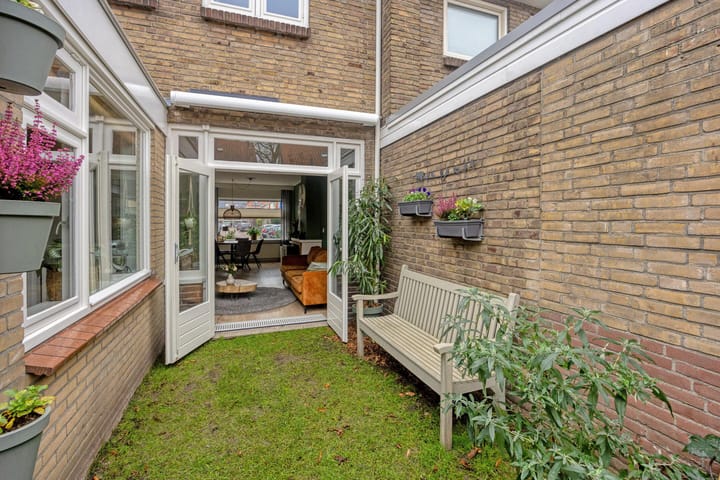 Foto 29 van Uitenhage de Miststraat 37