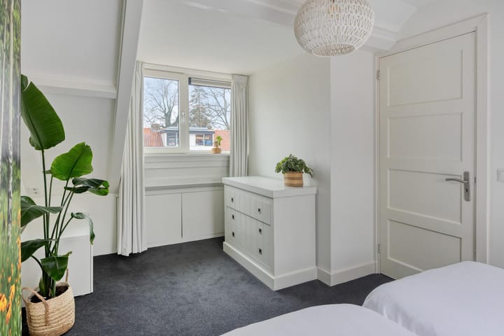 Foto 24 van Uitenhage de Miststraat 37