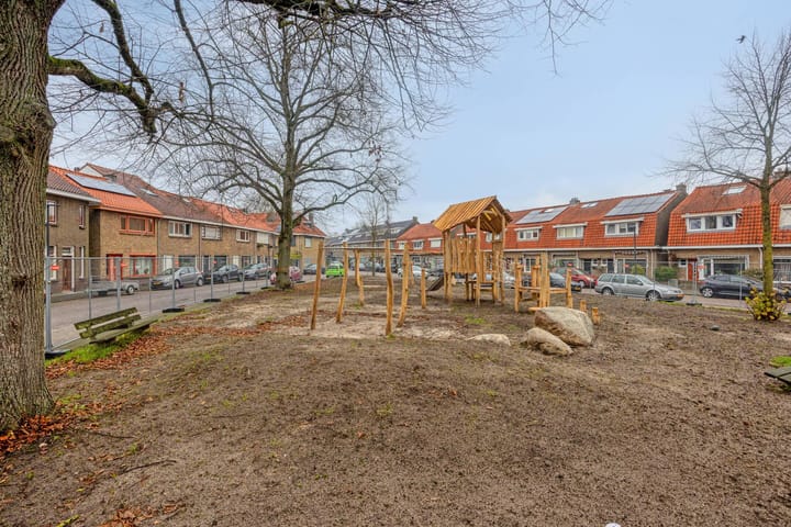 Foto 35 van Uitenhage de Miststraat 37