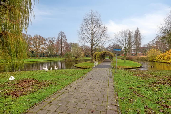 Foto 34 van Uitenhage de Miststraat 37