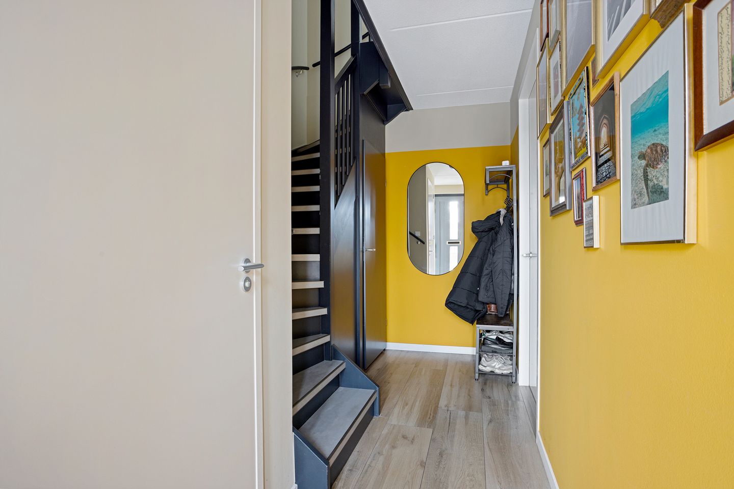 Photo 14 of Nieuwluststraat 21-A