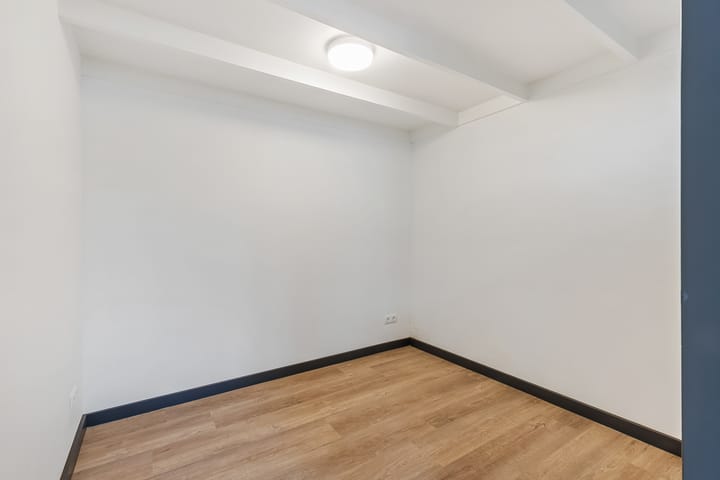 Photo 8 of Ruitersweg 11-B