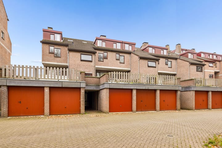 Foto 32 van Albert van Dalsumlaan 557