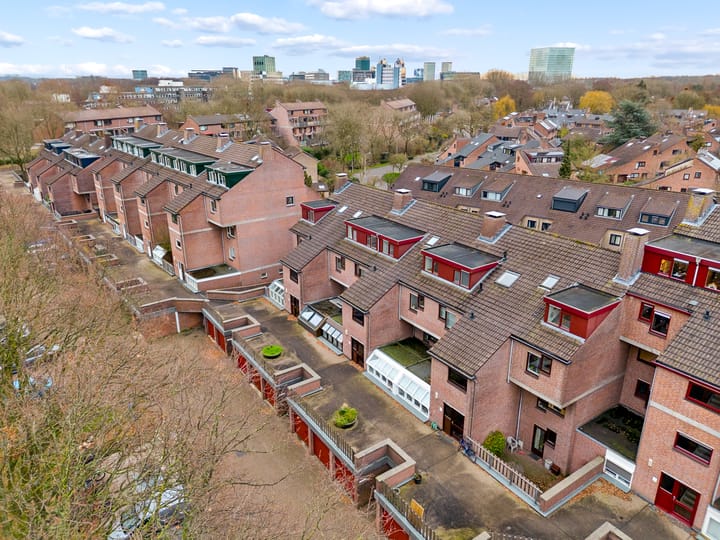 Foto 36 van Albert van Dalsumlaan 557