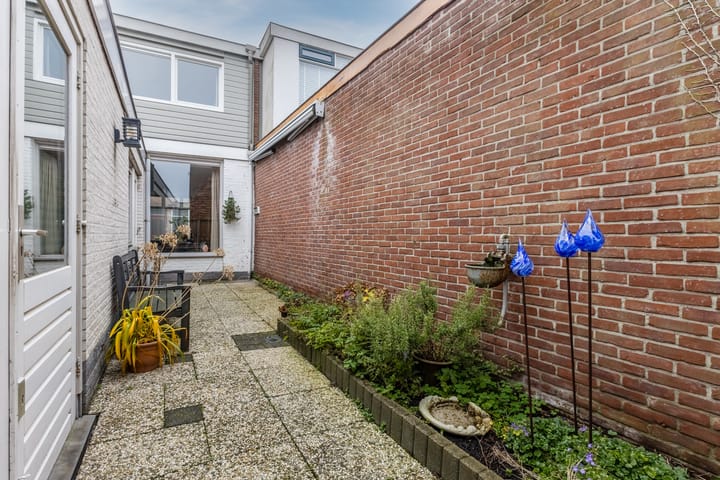 Photo 31 of Landstraat 58