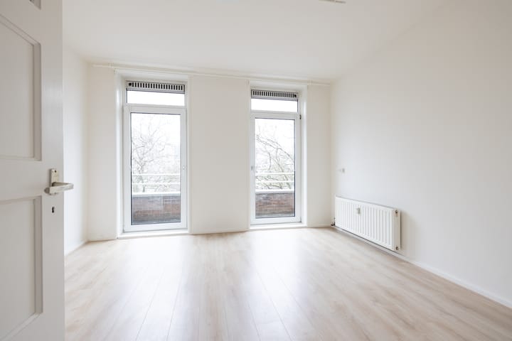 Photo 4 of Herman Robbersstraat 110-F