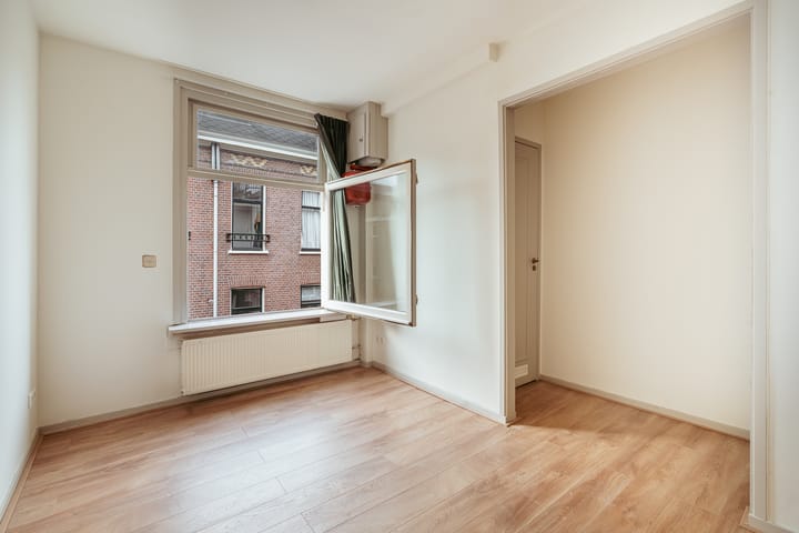 Foto 10 van Goudsbloemstraat 32-2