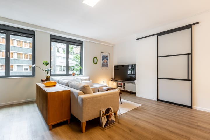 Foto 8 van Van Vollenhovenstraat 3-133