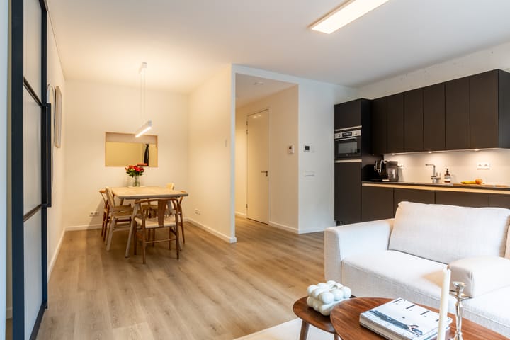 Foto 10 van Van Vollenhovenstraat 3-133