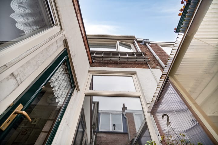 Foto 11 van Floresstraat 38