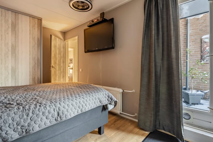 Foto 18 van Schotdeuren 8-C