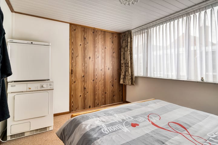 Foto 24 van Floresstraat 38