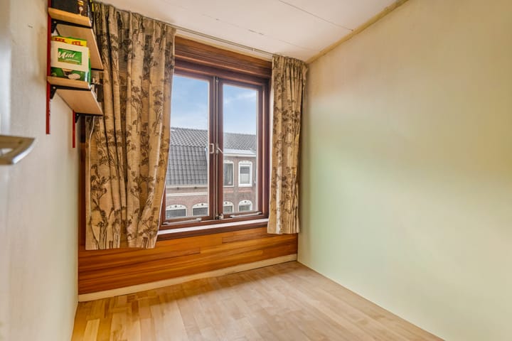 Foto 28 van Floresstraat 38