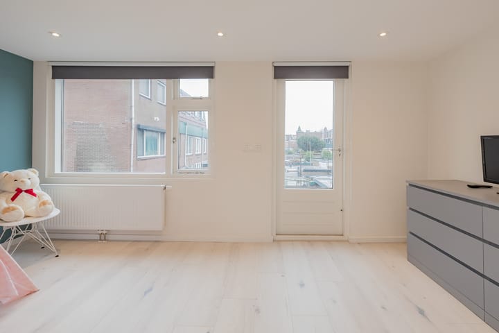 Foto 21 van Willem Barendszstraat 8