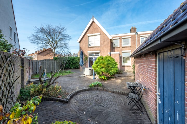 Foto 28 van Burg Jhr Hoeufftlaan 2