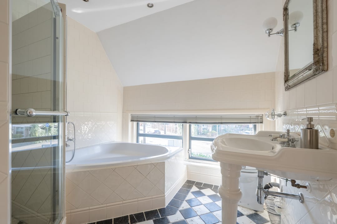 Photo 43 of Burg Jhr Hoeufftlaan 2