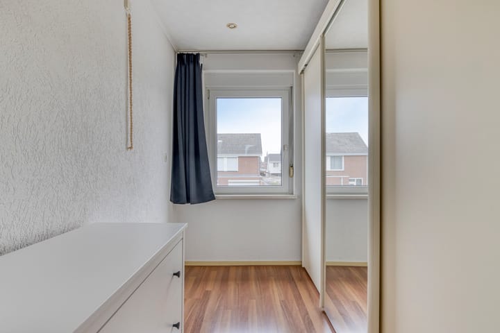 Foto 28 van Emmastraat 33