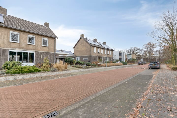 Foto 49 van Emmastraat 33